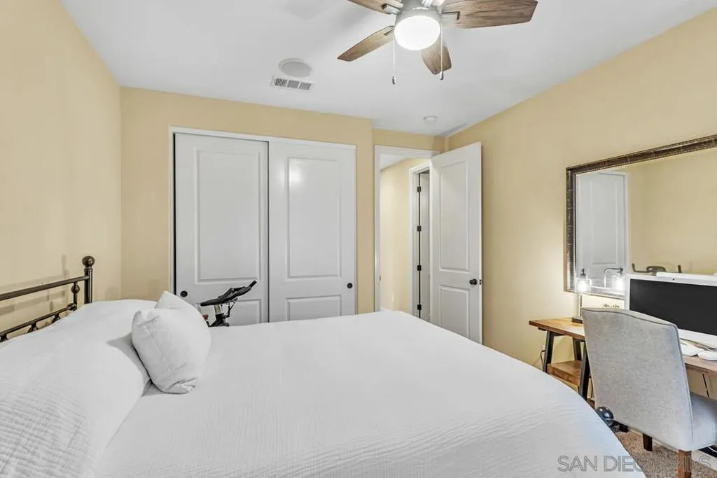 14481 Old Creek Road, San Diego, California 92131 home-pic-31