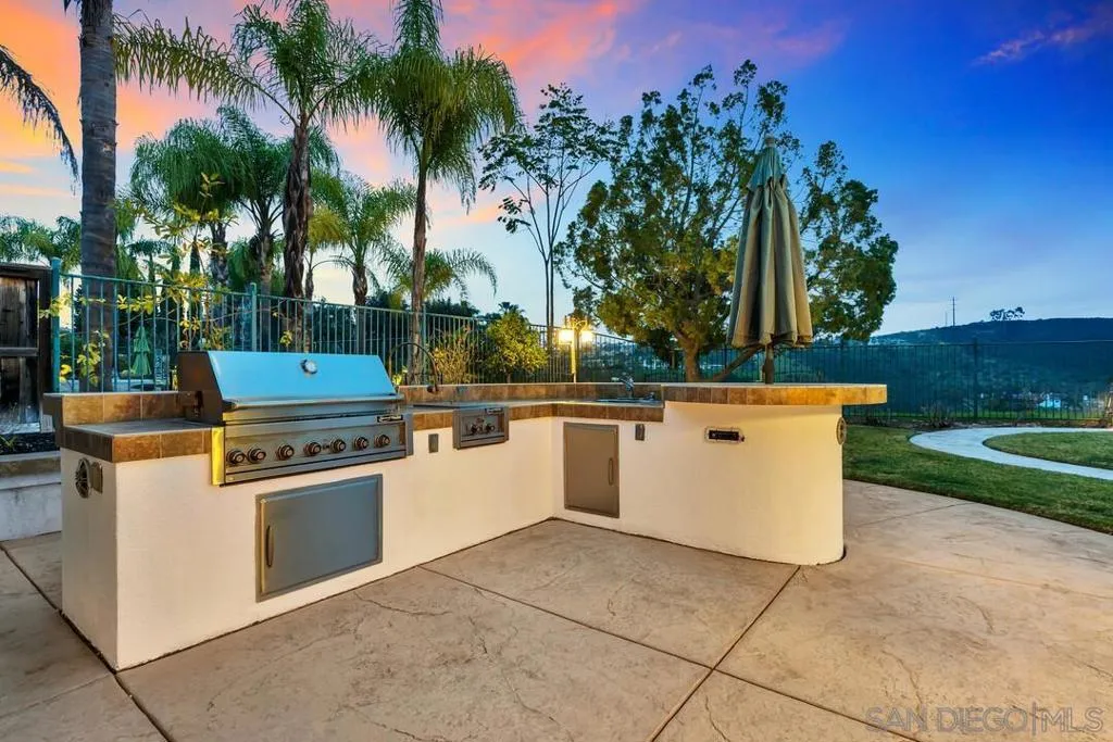 14481 Old Creek Road, San Diego, California 92131 home-pic-45