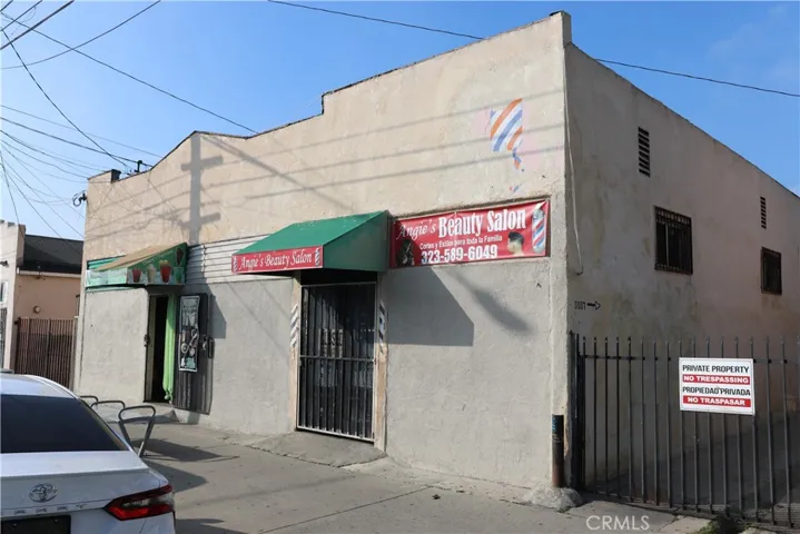 2-Store front Units