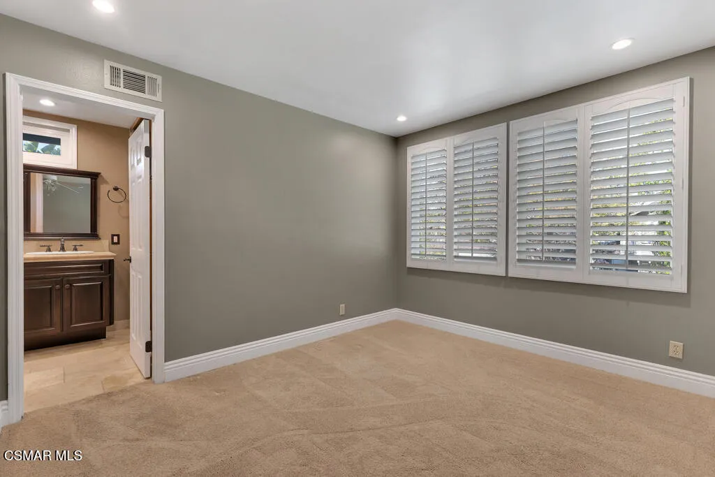 11916 Honeybrook Court, Moorpark, California 93021 home-pic-28