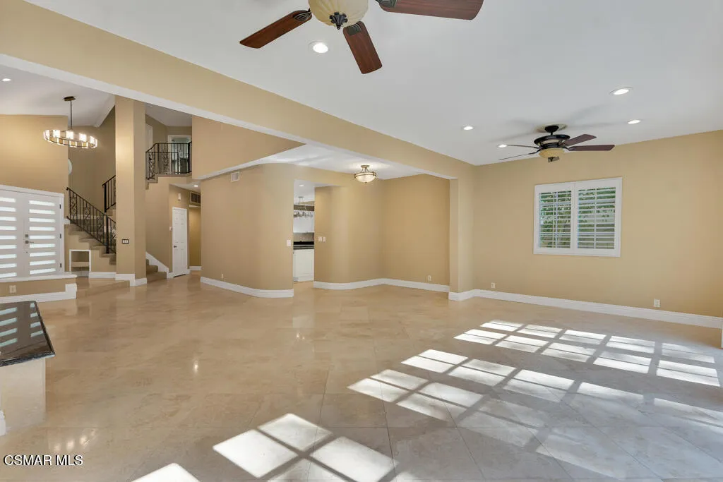 11916 Honeybrook Court, Moorpark, California 93021 home-pic-3