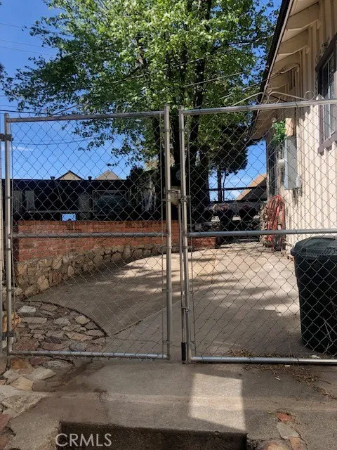 Every unit has it's own gate and fenced own yard.