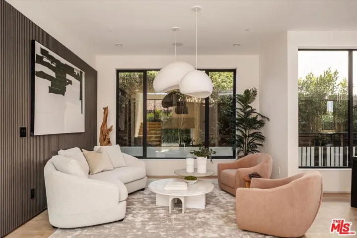 Photo of the previous home.