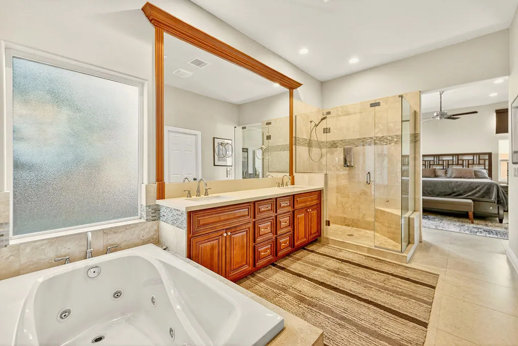 52720 Avenue Velasco, La Quinta, California 92253 home-pic-14