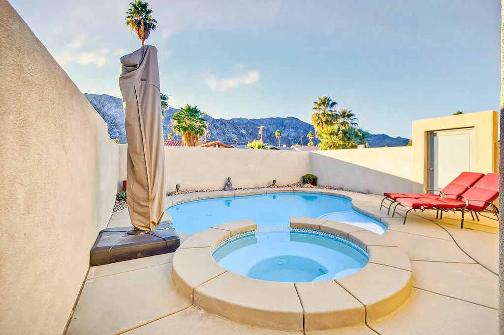 52720 Avenue Velasco, La Quinta, California 92253 home-pic-6