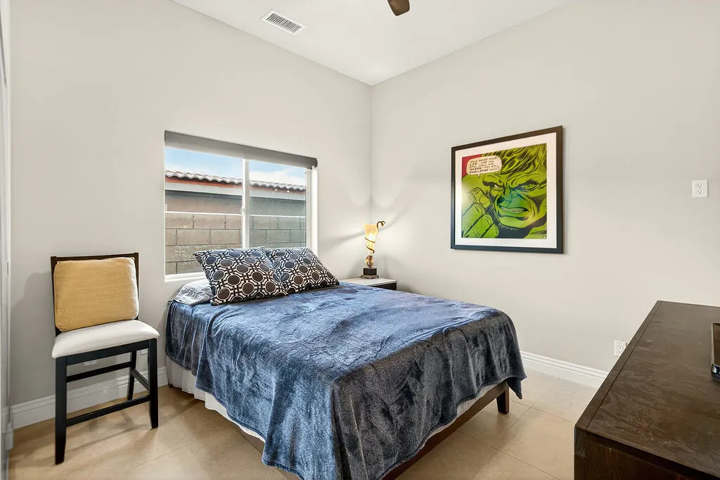 52720 Avenue Velasco, La Quinta, California 92253 home-pic-15