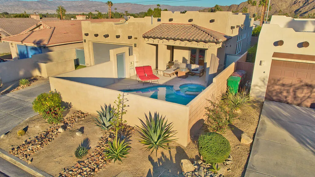 52720 Avenue Velasco, La Quinta, California 92253 home-pic-3