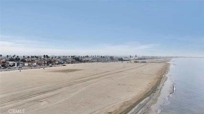 Belmont Shores Beach