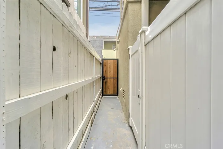 Ground floor exterior walkway