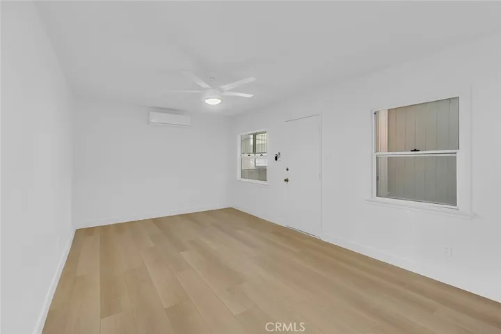 Living Room, new Laminate flooring