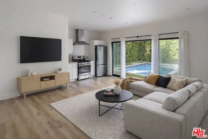 Photo is virtually staged