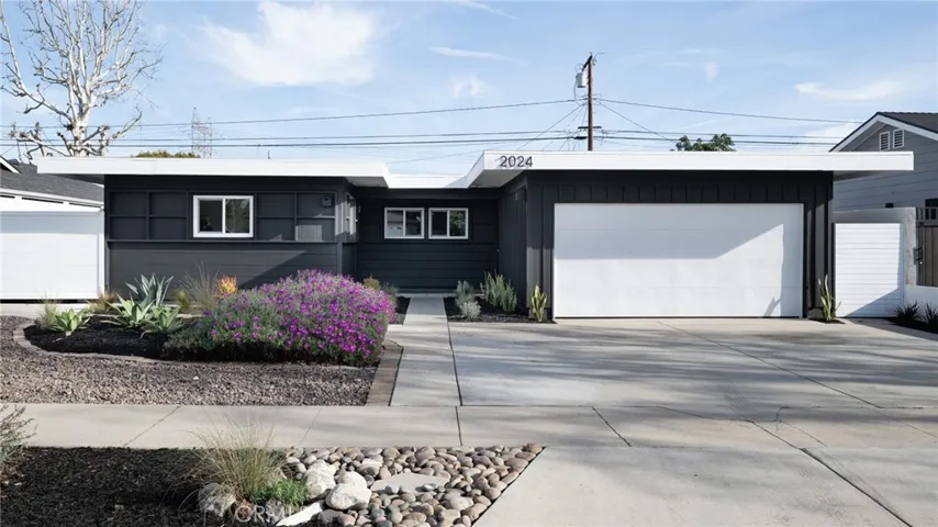 2024 Shipway Avenue, Long Beach, California 90815