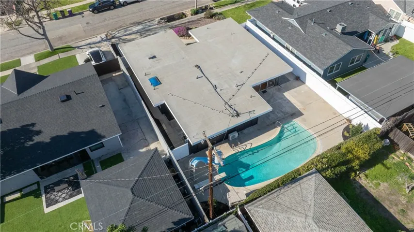 2024 Shipway Avenue, Long Beach, California 90815
