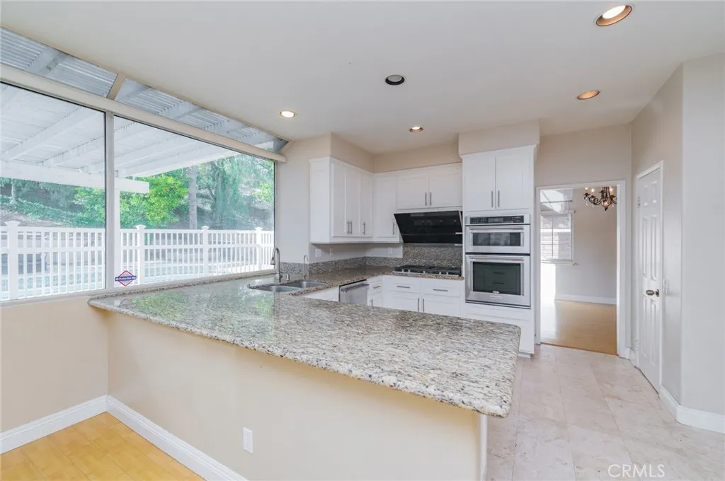 13762 Evening Terrace, Chino Hills, California 91709 home-pic-11