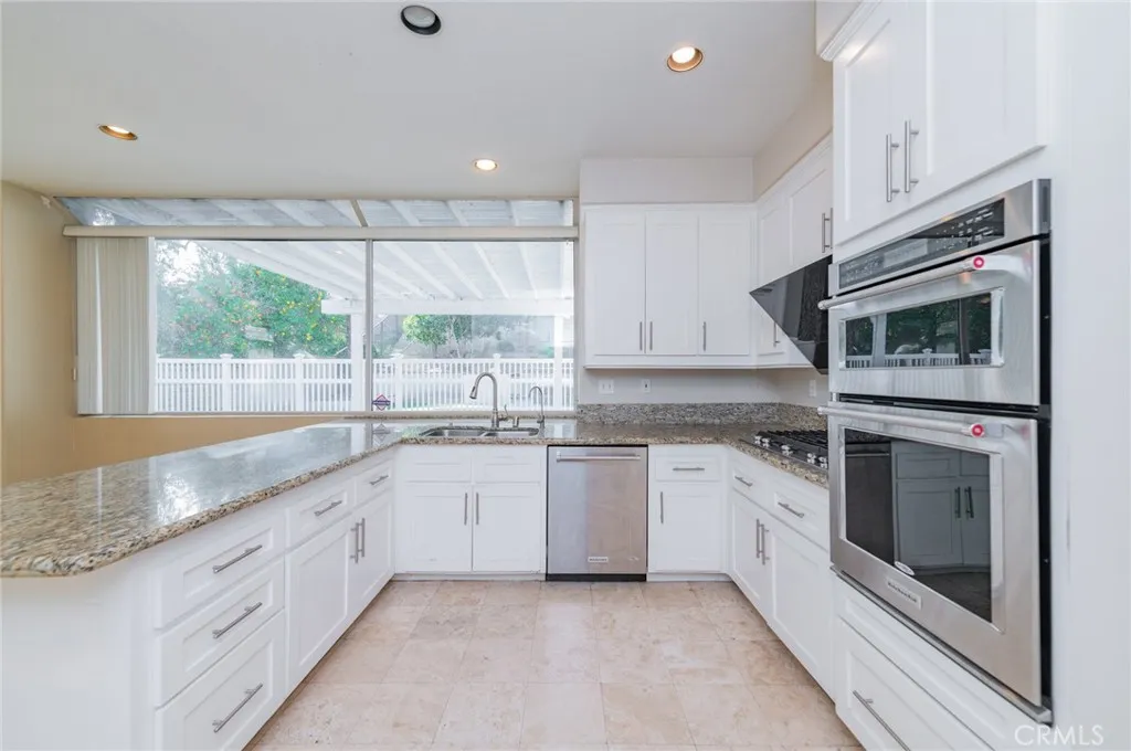 13762 Evening Terrace, Chino Hills, California 91709 home-pic-13