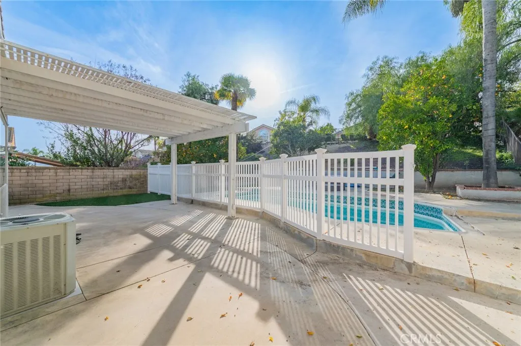 13762 Evening Terrace, Chino Hills, California 91709 home-pic-32