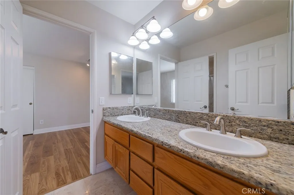 13762 Evening Terrace, Chino Hills, California 91709 home-pic-28