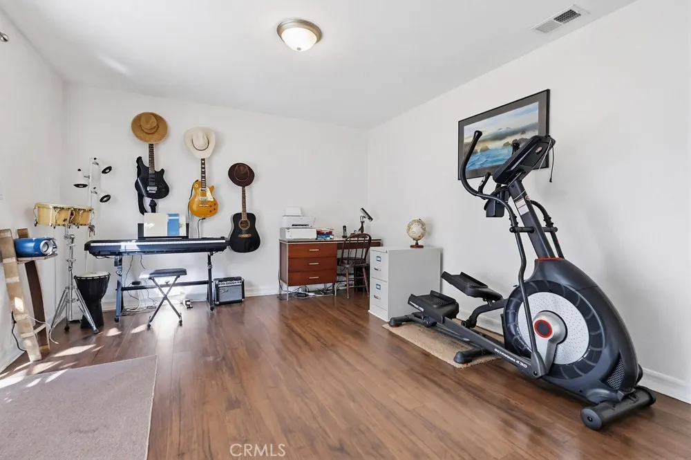 14419 Kingsdale Avenue, Lawndale, California 90260 home-pic-12