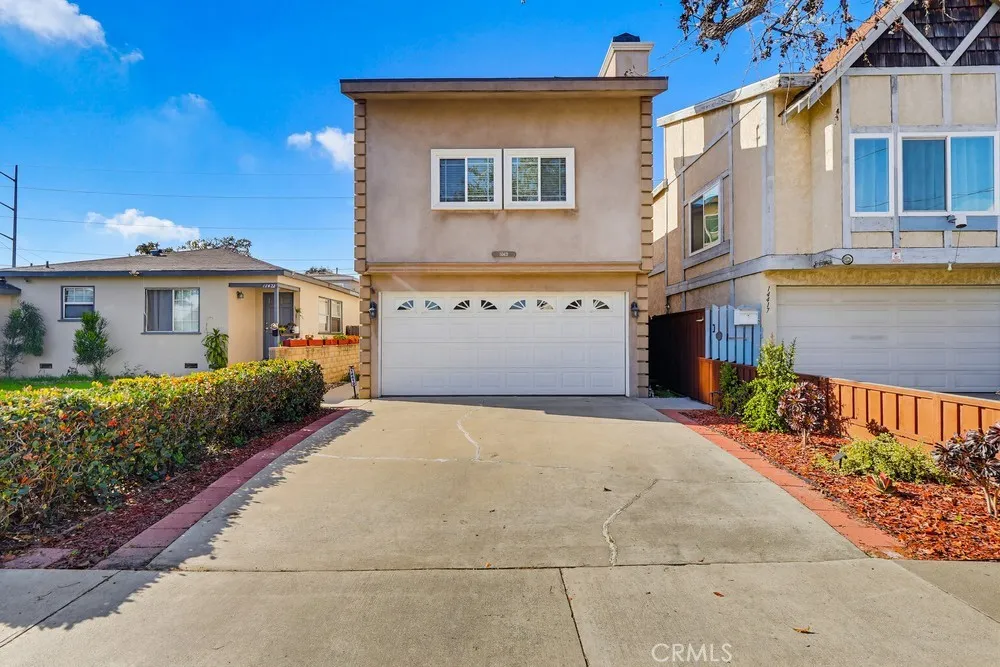 14419 Kingsdale Avenue, Lawndale, California 90260 home-pic-1