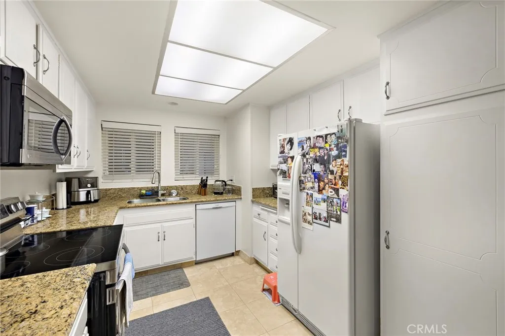 3019 Via Buena Vista B, Laguna Woods, California 92637 home-pic-4