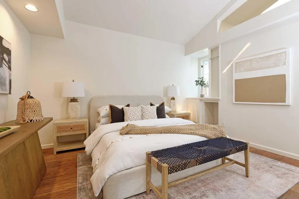 619 Bonair Way, La Jolla, California 92037 home-pic-19