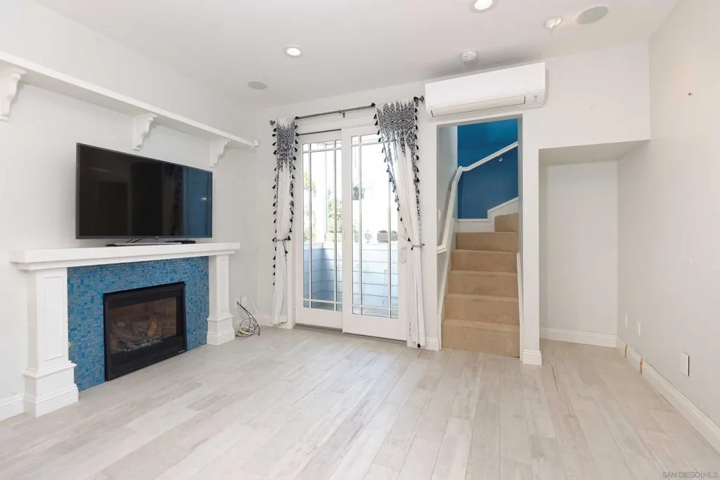 619 Bonair Way, La Jolla, California 92037 home-pic-30
