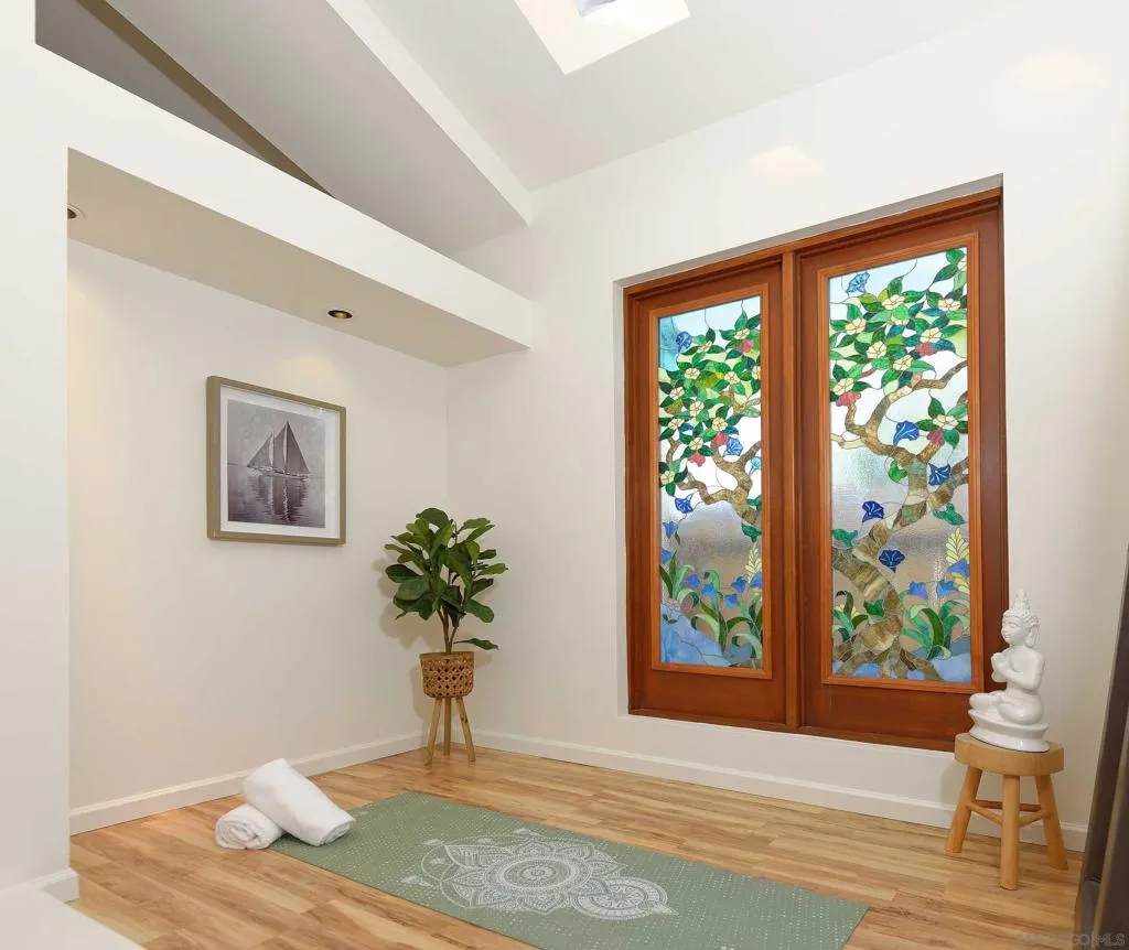 619 Bonair Way, La Jolla, California 92037 home-pic-17