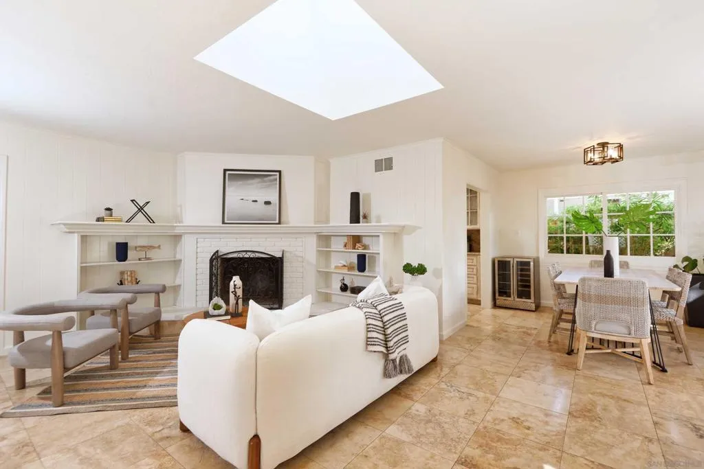 619 Bonair Way, La Jolla, California 92037 home-pic-7