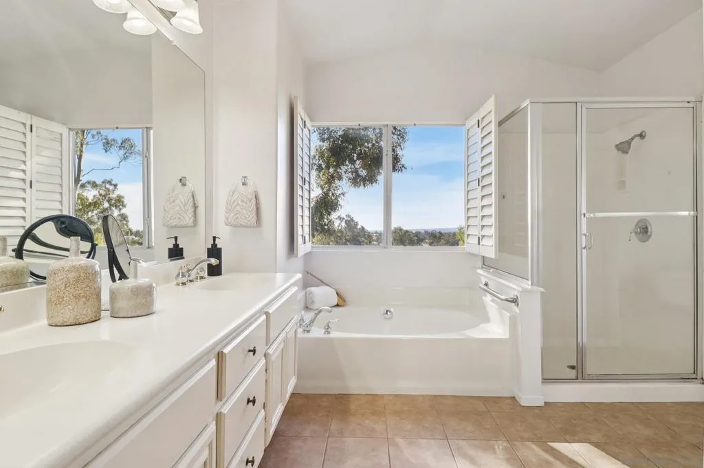 12357 Caminito Peral, San Diego, California 92131 home-pic-24