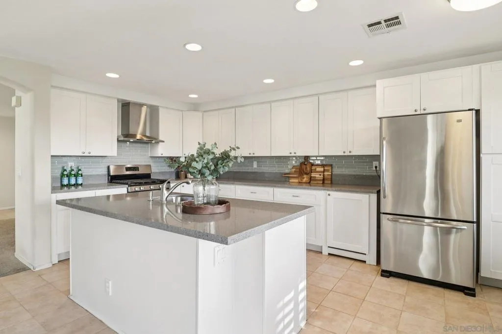 12357 Caminito Peral, San Diego, California 92131 home-pic-13