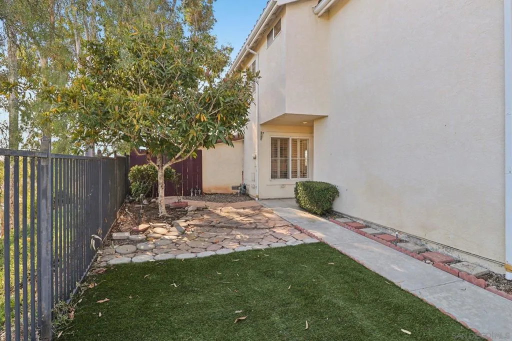 12357 Caminito Peral, San Diego, California 92131 home-pic-37