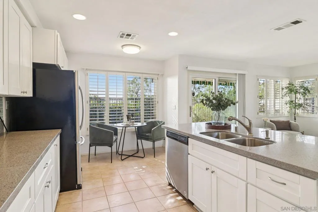 12357 Caminito Peral, San Diego, California 92131 home-pic-16