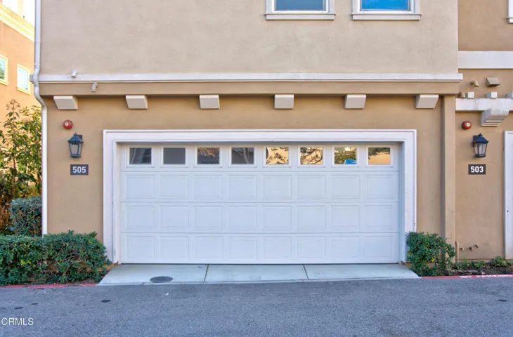 Garage-1