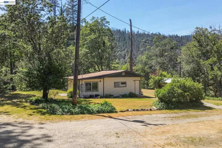 1476 Poker Bar Rd, Douglas City, California 96024
