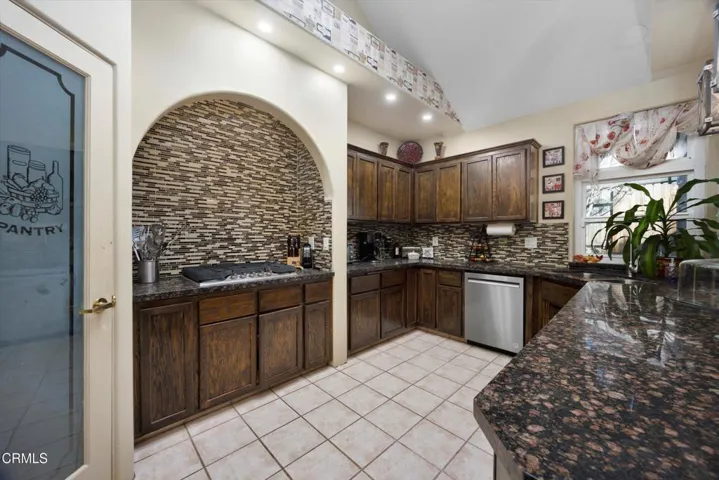 24-Illuminate Photography - 5705 Valley