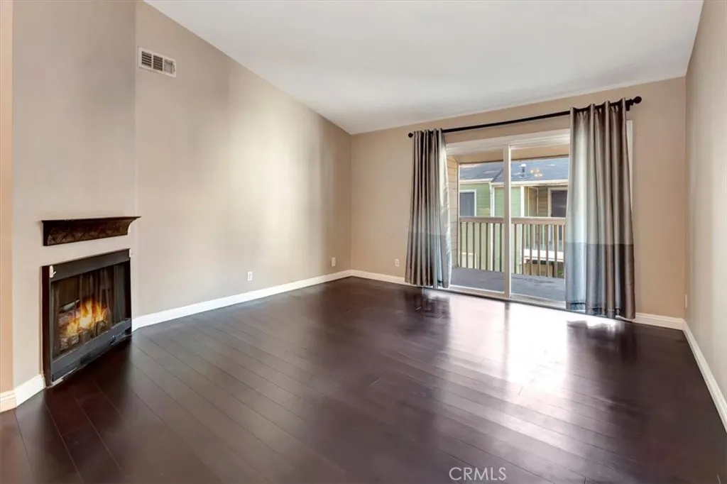 23556 Cambridge Road 327, Yorba Linda, California 92887 home-pic-2