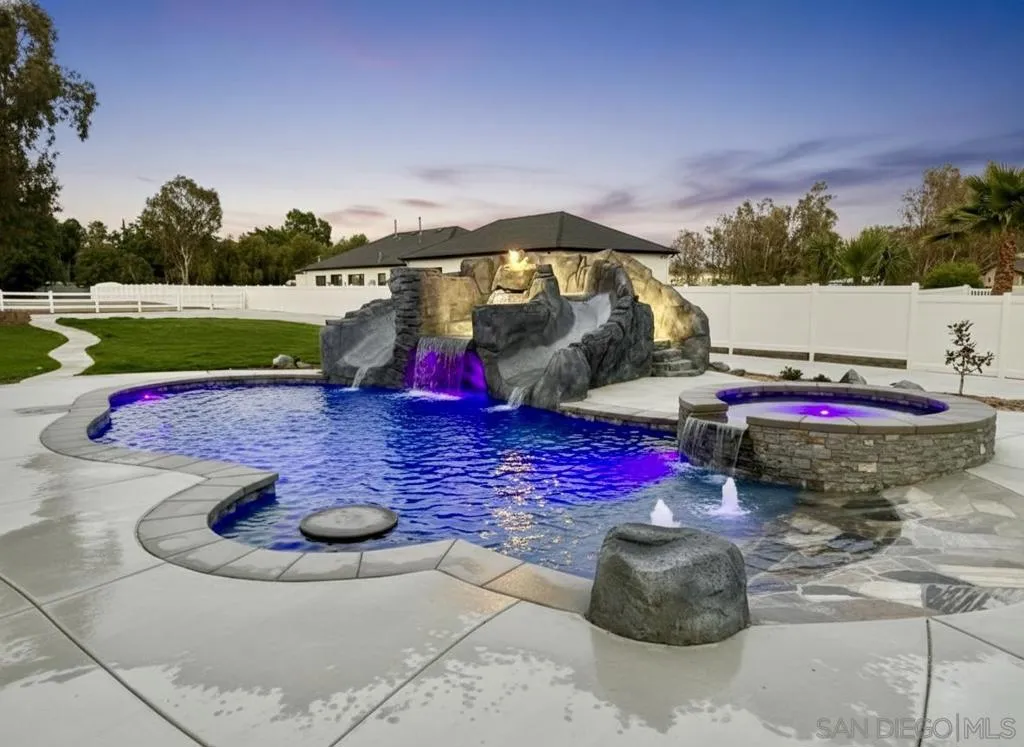 24550 Adams Ave, Murrieta, California 92562 home-pic-32