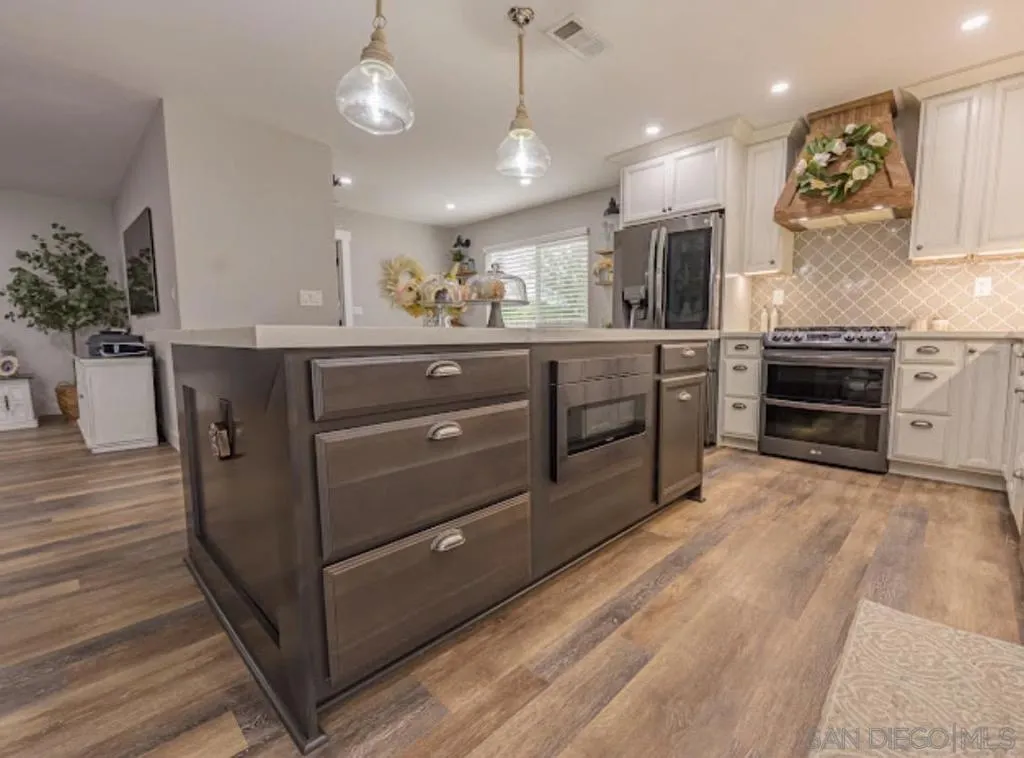 24550 Adams Ave, Murrieta, California 92562 home-pic-13
