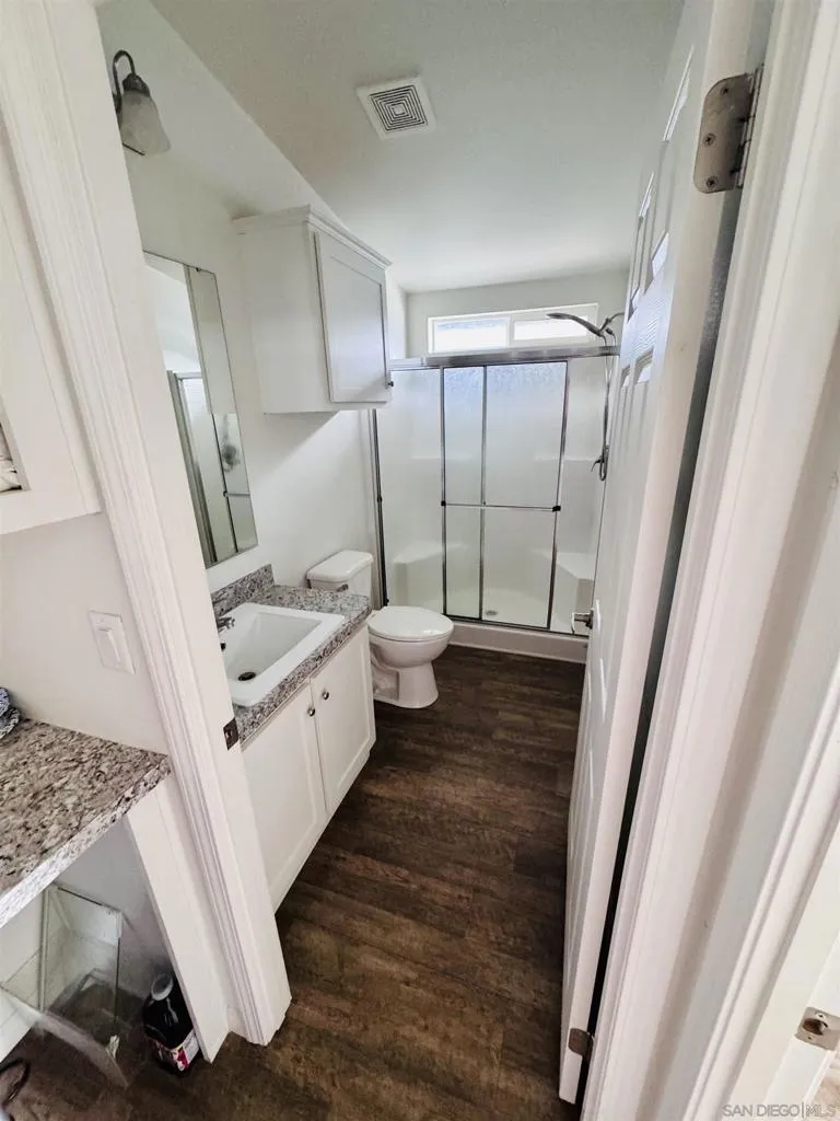 24550 Adams Ave, Murrieta, California 92562 home-pic-46