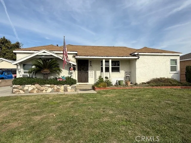 9327 Faywood, Bellflower, California 90706 home-pic-1