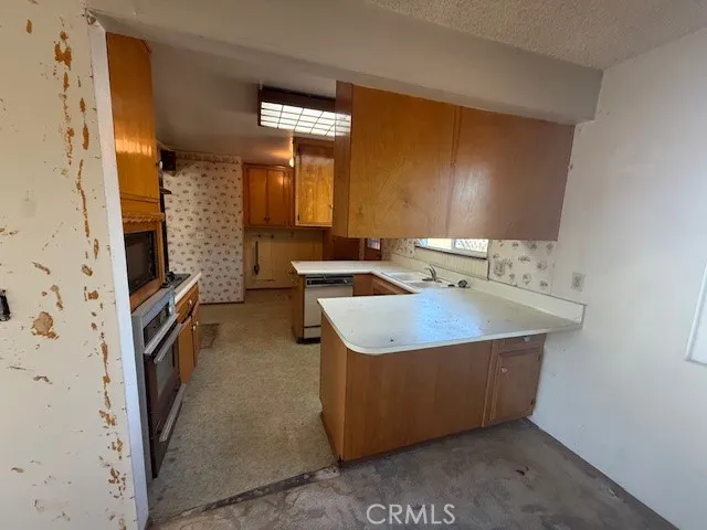 9327 Faywood, Bellflower, California 90706 home-pic-7