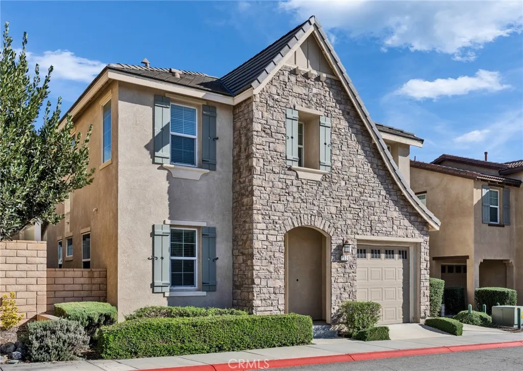 1520 Cantabria, Upland, California 91786 home-pic-2