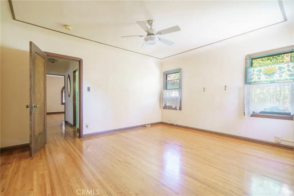 6130 Whitsett Ave, North Hollywood, California 91606 home-pic-22