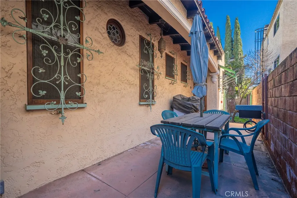 6130 Whitsett Ave, North Hollywood, California 91606 home-pic-35