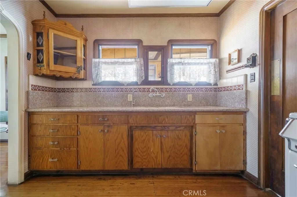 6130 Whitsett Ave, North Hollywood, California 91606 home-pic-13