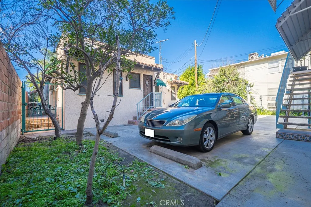 6130 Whitsett Ave, North Hollywood, California 91606 home-pic-27