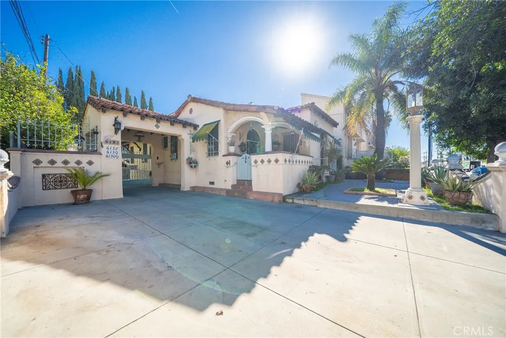 6130 Whitsett Ave, North Hollywood, California 91606 home-pic-5