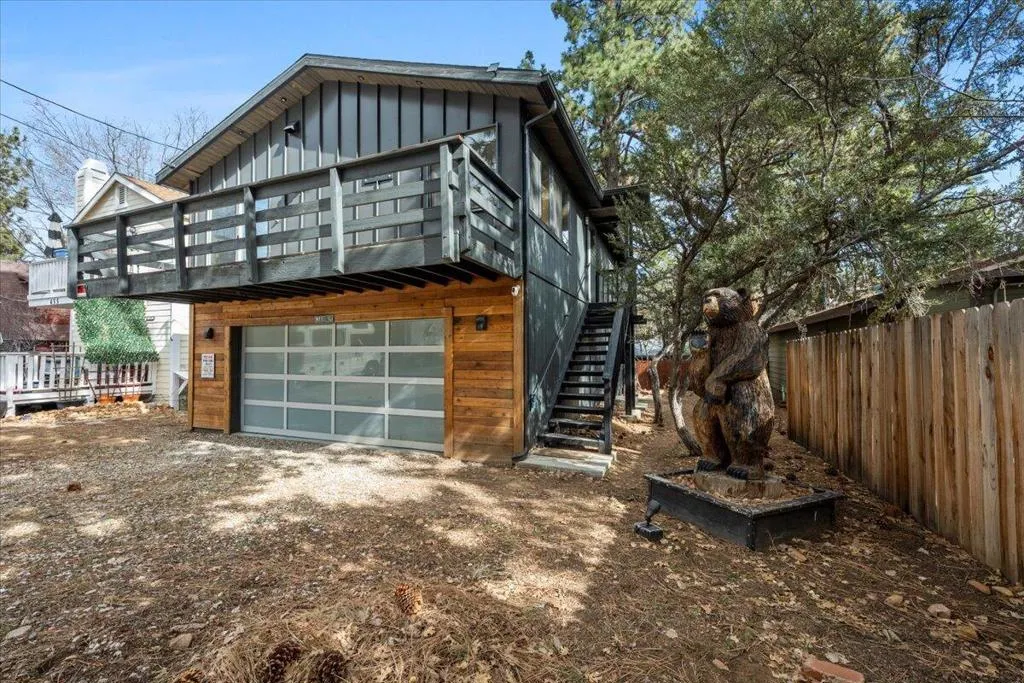 465 Wabash Lane, Sugarloaf, California 92386 home-pic-1