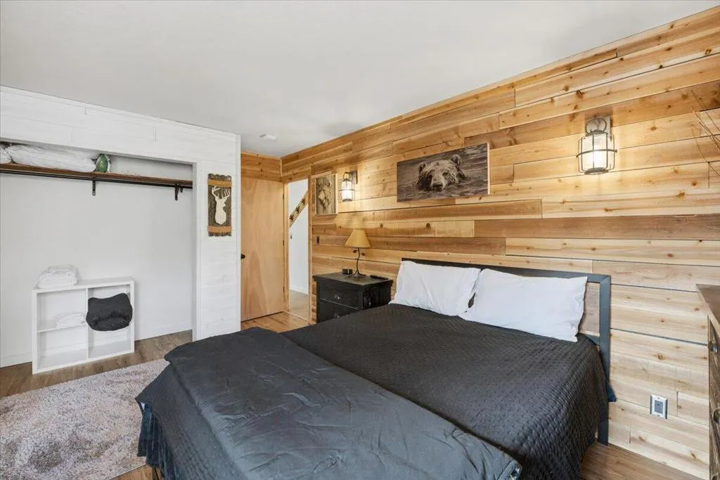 465 Wabash Lane, Sugarloaf, California 92386 home-pic-12