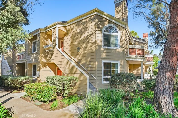 7322 Yellowtail Drive 104, Huntington Beach, California 92648